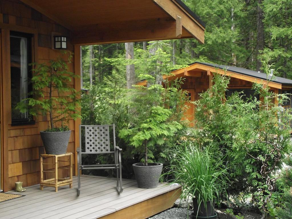 Wild Coast Chalets Port Renfrew Phòng bức ảnh